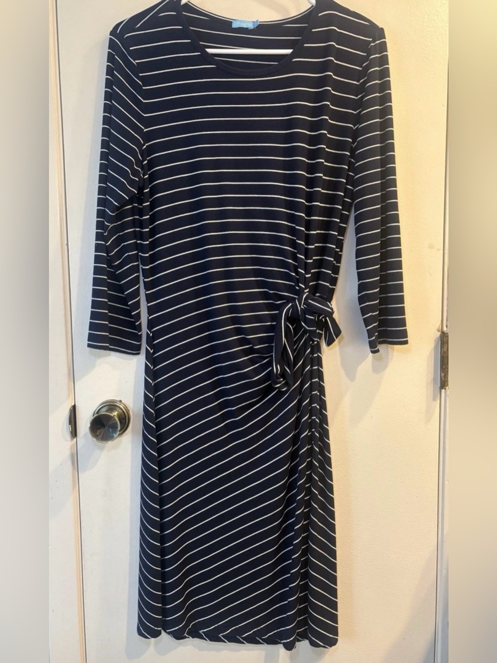 J McLaughlin Women's Dress Size M Striped 3/4 Sleeves Navy White Casual